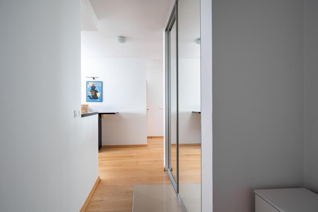 Metro Ursynow Modern Appartement